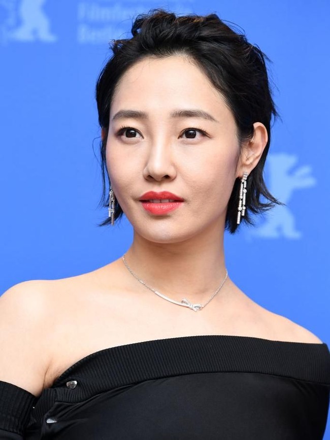 Nomor 6 kembali muncul nama aktris China, Bai Baihe yang terkenal lewat perannya di film Personal Tailor. (Foto: Getty Images, Istimewa)