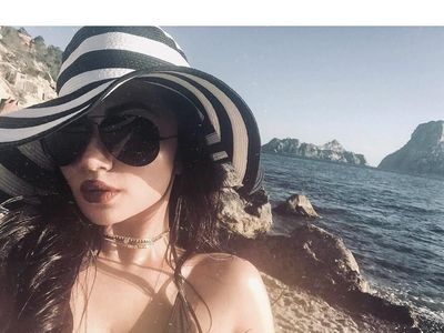 Foto: Desa Cantik Tempat Ariel Tatum Liburan di Spanyol