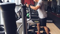 Nge-gym sudah jadi kebiasaan sehari-hari Chef Yuda. (Foto: instagram/YudaBustara)