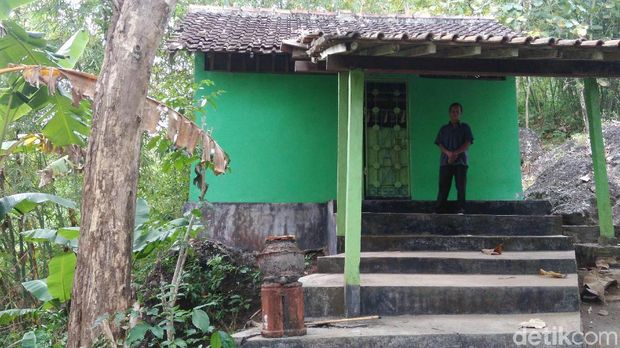 Petilasan Sunan Geseng di Purworejo.