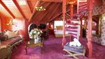 Foto: Hotel dengan 110 Kamar Bertema Unik