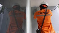 Promo ini berupa diskon Biaya Penyambungan (BP) tambah daya listrik sebesar 50% dengan maksimum potongan Rp 10 juta. Khusus rumah ibadah, potongan yang diberikan sebesar 100% atau gratis biaya penyambungan.  