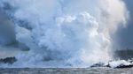 Saat Panasnya Lava Gunung Kilauea Bertemu Dinginnya Laut Pasifik