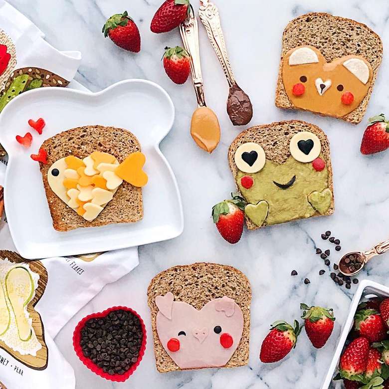 27+ Gambar Lucu Makan Roti - Richa Gambar