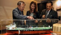 PT. Silo Maritim Perdana menyediakan dukungan armada kapal untuk industri  miinyak dan gas di Indonesia. Armada kapal yang dimilikinya seperti tug Boats, crew, self-propelled oil barges, floating storage offloading (FSO) vessels, utility vessels, dan  LPG FSO vessels.