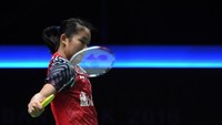 Sementara di partai terakhir tunggal putri Indonesia Ruselli Hartawan tak mampu mengatasi Selvaduray Kisona. ANTARA/Puspa Perwitasari.