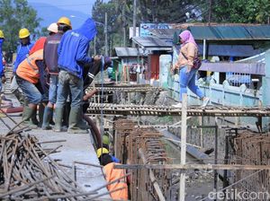 Drainase di Jalur Bandung-Garut Tuntas Sebelum Arus Mudik