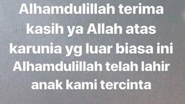 Kabar Bahagia, Fairuz A Rafiq Lahirkan Anak Kedua