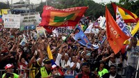 Kandidat sayap kiri Gustavo Petro merupakan mantan pemberontak M-19 dan juga mantan walikota Bogota. (Foto: Dok. REUTERS/Jaime Saldarriaga)