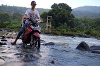 Akhirnya! Jembatan Mangkrak Maros Mulai Dibangun Gotong Royong