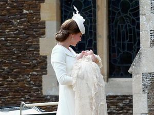 Sepatu Hak Tinggi Paling Nyaman Versi Kate Middleton Hingga Michelle Obama