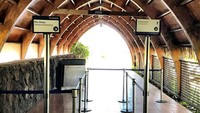 Bandara tampak sederhana dan unik, namun fasilitasnya cukup lengkap (zmarcus/Instagram)