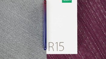 Inilah Oppo R15 Nebula Special Edition.  Foto: Sina Mobile