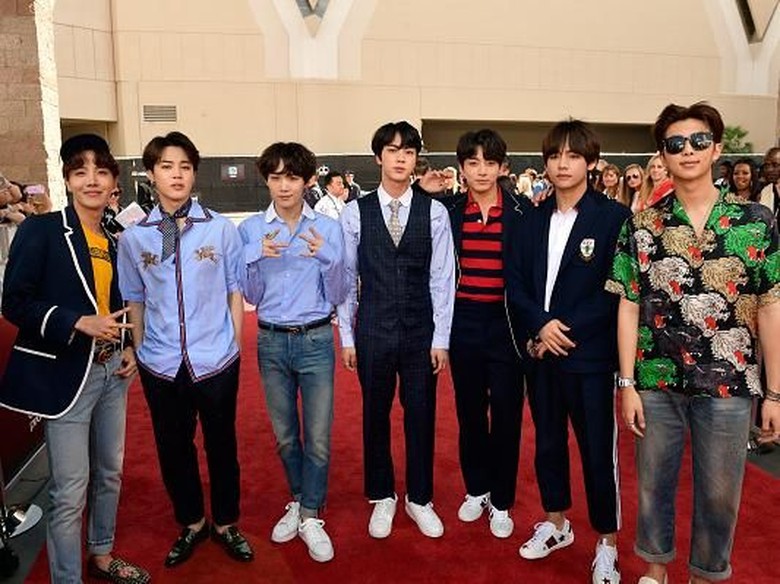 Film Dokumenter BTS Dirilis di Bioskop 15 November Film Dokumenter BTS Dirilis di Bioskop 15 November