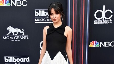 Daftar 10 Artis Berbusana Terbaik di Billboard Music Awards 2018