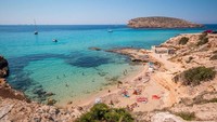 Selain keindahan pantai dan laut, Sant Josep juga kaya akan wisata budaya. (Santjosep.net Ibiza/ Facebook)