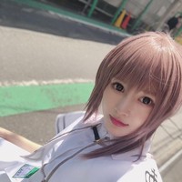 Selain operasi plastik yang dilakukannya, diet dan olahraga juga berkontribusi banyak pada transformasi fisiknya. Sejauh ini, ia telah kehilangan 12 kilogram sejak melakukan latihan harian, dan mengadopsi diet ketat dengan mengonsumsi salad, sup, dan yogurt. Foto: Twitter