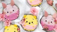 Baby Winnie The Pooh dan baby Piglet ini bukan boneka lho tapi pie. Warnanya juga gemas banget. Foto: instagram @luxeandthelady