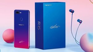Tampilan Menawan Oppo R15 Nebula