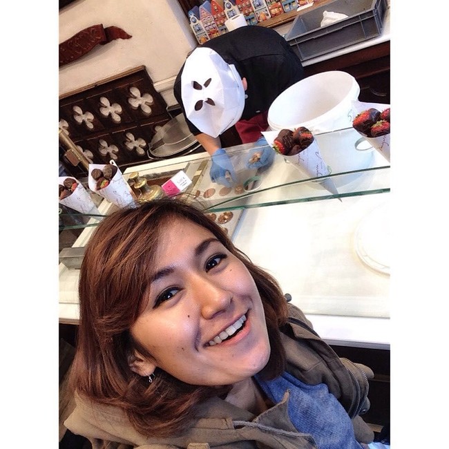 Sisil kerap kali membagikan foto berbagai aktivitas dirinya kepada 14 ribu lebih pengikutnya di Instagram Foto: Instagram @orasisilia