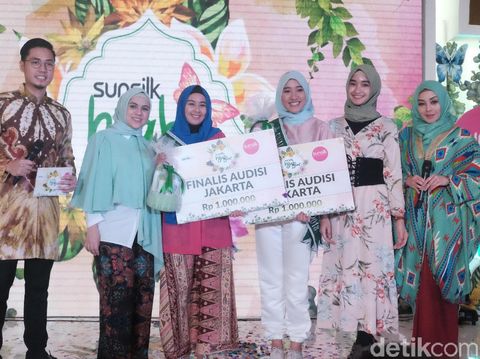 Pemenang audisi Sunsilk Hijab Hunt 2018 di Jakarta.