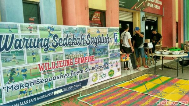Berbuka di Warung Sedekah Sagaluh Ciamis, Bayar Seikhlasnya