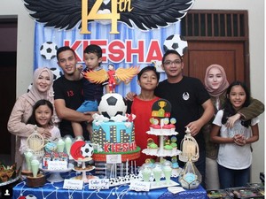 Bikin Adem! Okie Agustina Rayakan Ultah Anak Bareng Pasha