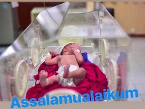 Fairuz A Rafiq Senang Putrinya Mirip Sonny Septian