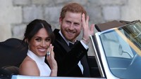 Mobil ini bisa menghasilkan tenaga setara 300 daya kuda dengan kecepatan maksimum 241 km per jam. Daya jelajah mobil ini pun cukup jauh nih Otolovers yakni sekitar 273 km. WPA Pool/Getty Images.