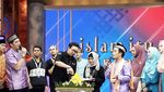 Ini Keseruan Ustaz Maulana Saat Makan Bersama Kru dan Rekan di Islam Itu Indah