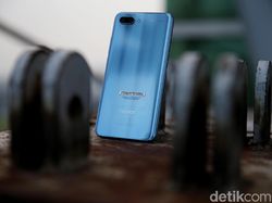 Smartphone Terbaik 2018 di Indonesia