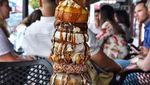 Ini Crazy Shake, Milkshake dengan Tumpukan Donat, Permen, hingga Kembang Api