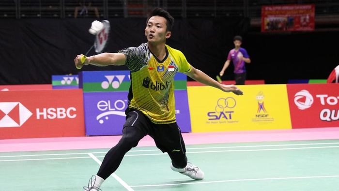 Ihsan Maulana Mustofa memenangi laga melawan Kantaphon Wangcharoen untuk membawa Indonesia unggul 2-1 atas Thailand (Foto: dok. Humas PBSI) Ihsan Maulana Mustofa memenangi laga melawan Kantaphon Wangcharoen untuk membawa Indonesia unggul 2-1 atas Thailand (Foto: dok. Humas PBSI)