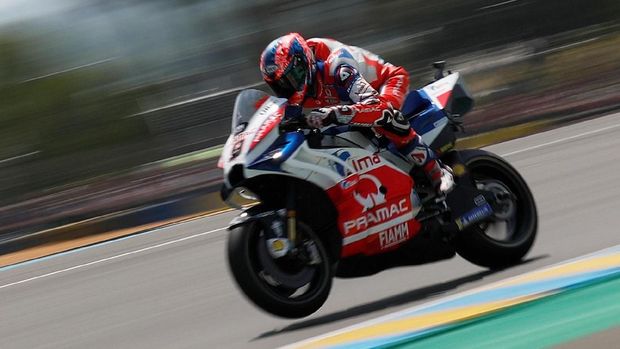 Danilo Petrucci saat beraksi di Le Mans bulan Mei. REUTERS/Gonzalo Fuentes