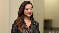  Lama tak muncul, apa kabar sih Nadia Vega?: Pool/Noel/DetikFoto.