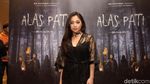 Sexy In Black! Nikita Willy dengan Gaun Menerawang