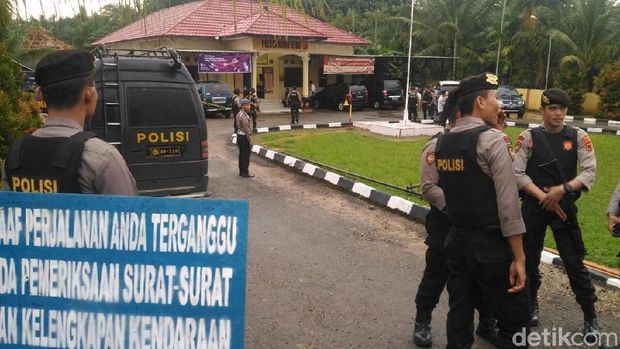 Polsek Maro Seb, Jambi, diserang pria berparang, Selasa (22/5/2018)