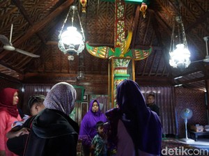 Berkunjung ke Masjid Saka Tunggal Banyumas yang Penuh Filosofi