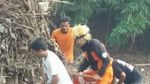 Aksi Naruto Bersih-bersih Bengawan Solo dan Tepis Pencitraan Hokage