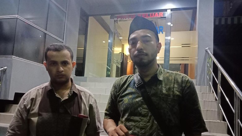 Dai Haikal Hassan Dipolisikan soal Cuitan Habib Bukan Keturunan Nabi Dai Haikal Hassan Dipolisikan soal Cuitan Habib Bukan Keturunan Nabi