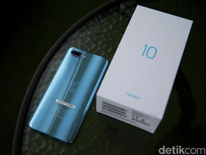Ponsel Honor 10 Sambangi Indonesia Akhir Juli, Harganya?