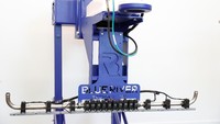 Mesin dengan nama See & Spray ini merupakan kombinasi dari kecanggihan komputer dan Artificial Intelligence yang dapat mendeteksi dan menyemprotkan herbisida pada bibit tanaman secara efektif dan hanya di titik tertentu, Sehingga herbisida yang disemprotkan tidak akan mengenai bagian lain dari tanaman. Stephen Lam/Reuters.