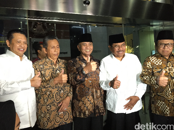 KPK Lelah Berantas Korupsi Sendiri, Kejagung-DPR Buka Suara