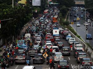 Macet Bikin Emosi, Perlukah Ada Posko Kejiwaan di Jalur Mudik?