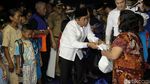 Idrus Marham Kunjungi Korban Kebakaran Duren Sawit dan Cipinang Muara