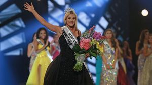 Terpikat Kecantikan Miss USA 2018, Sarjana dengan Predikat Cumlaude