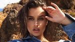 Foto: Liburannya Pacar Baru Brooklyn Beckham yang Seksi