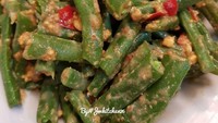 Walau hanya menggunakan buncis, sajian yang satu ini tetap istimewa. Karena buncisnya ditumis sengan telur asin. Mantap! Foto: Instagram @julirivandy
