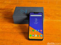 Unboxing Zenfone 5, Menggoda dari Berbagai Sisi