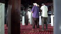 Bagian dalam Firday Mosque.